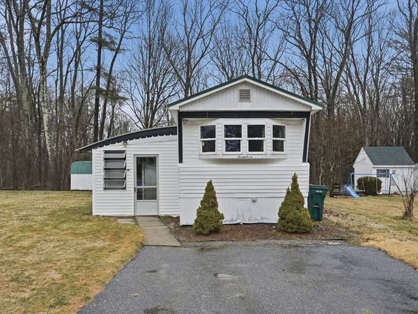 17 Conestoga Trail, Brookfield, MA 01506