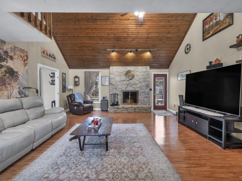 479 Deer Run Court, Westerville, OH 43081 Photo 4