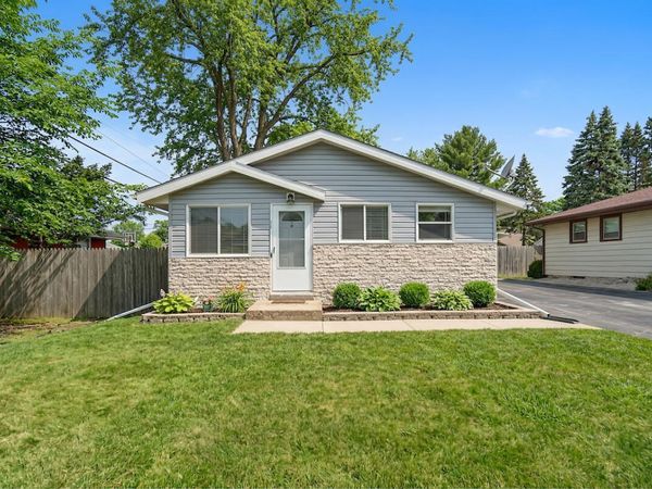 24 Oregon St, Racine, WI 53405