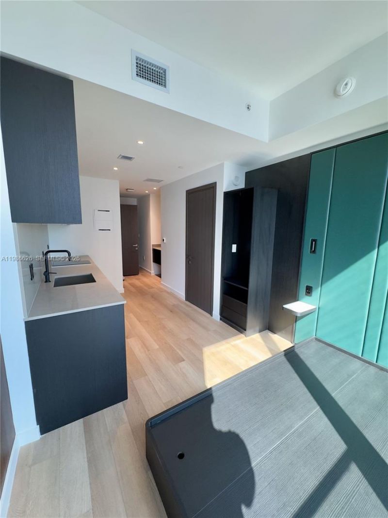 20 NE 11th St, Unit 3006A, Miami, FL 33132 Photo