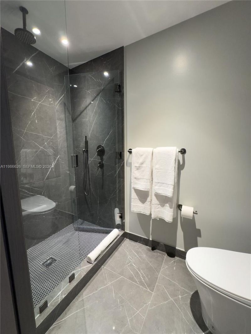20 NE 11th St, Unit 3006A, Miami, FL 33132 Photo
