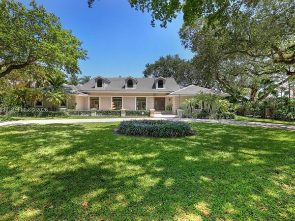 3425 Alhambra Cir , Coral Gables, FL 33134