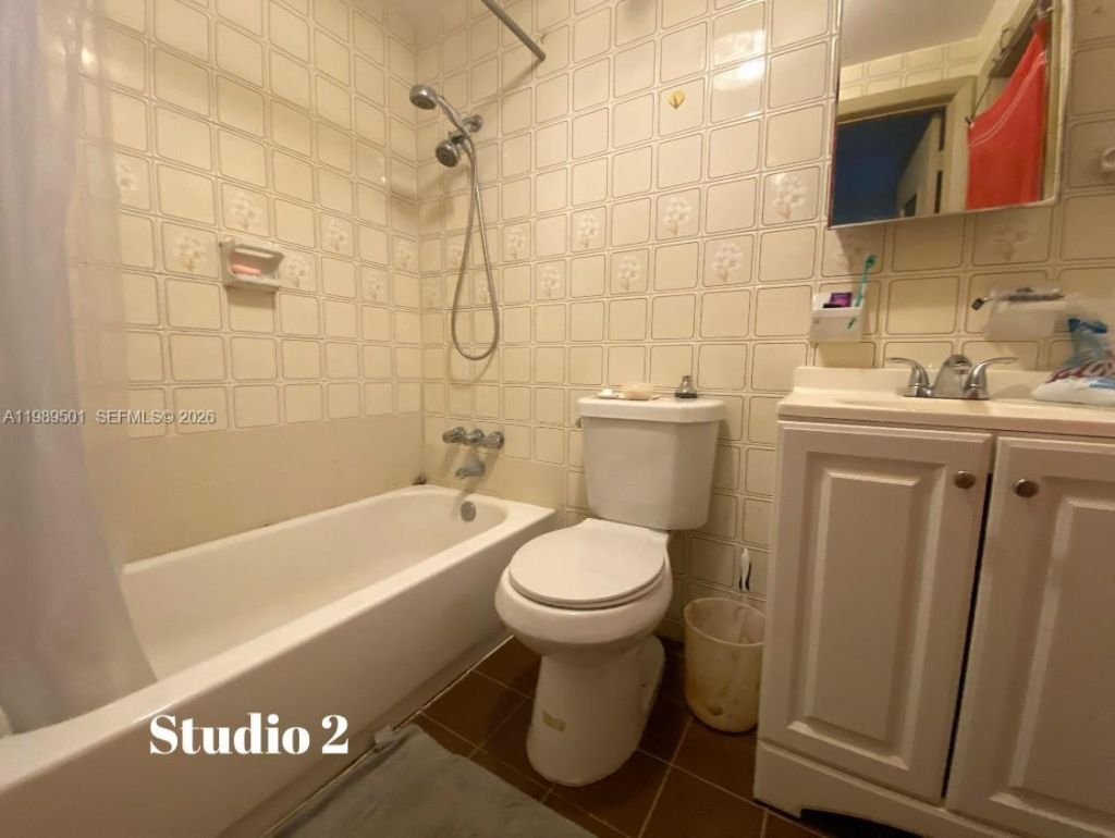 3300-3302 SW 10th St, Miami, FL 33135 Photo