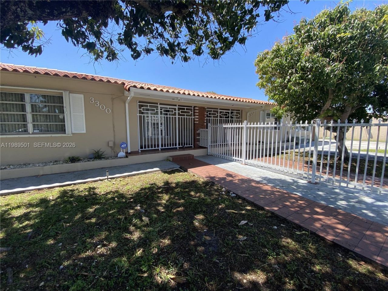 3300-3302 SW 10th St, Miami, FL 33135 Photo