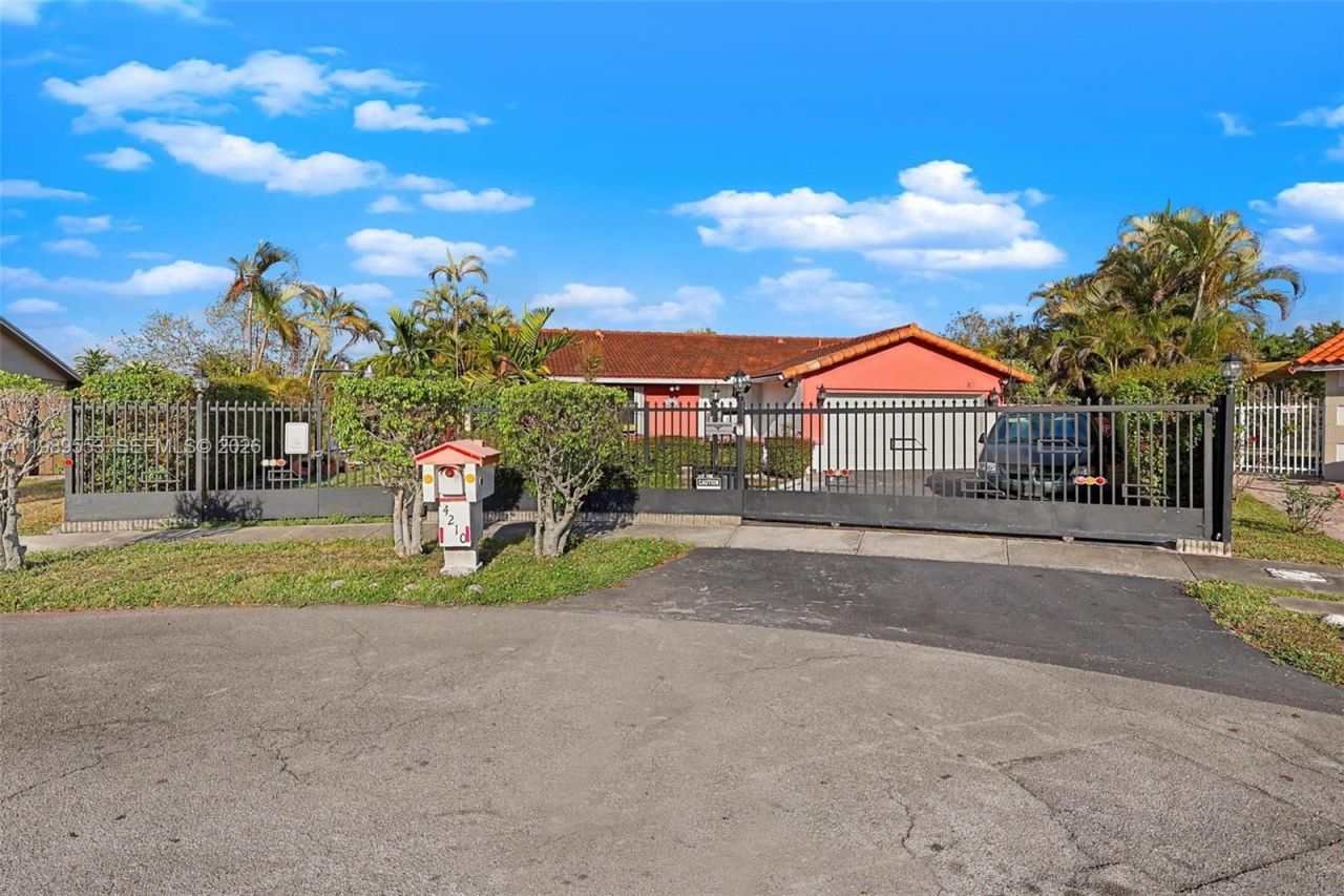 4210 SW 134th Ave , Miami, FL 33175 Photo