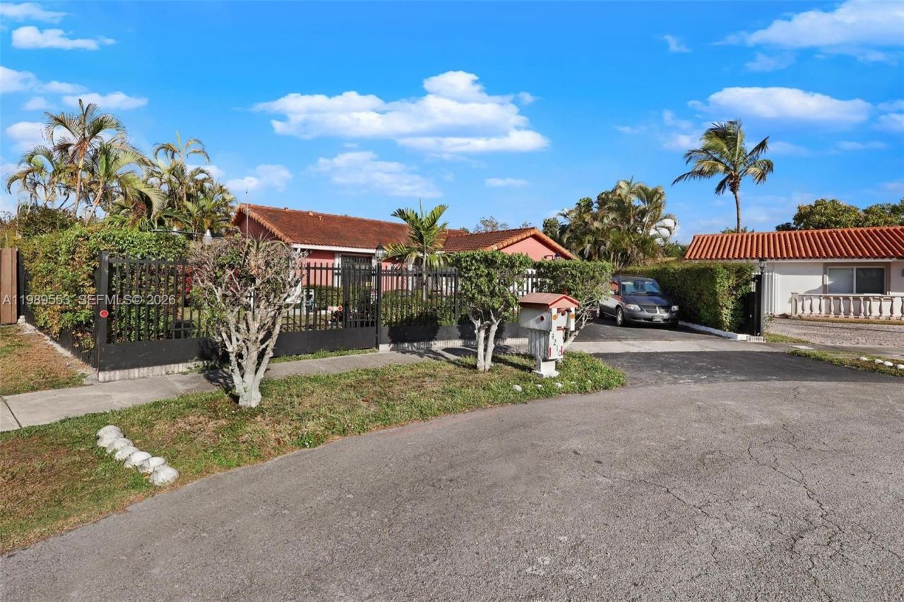 4210 SW 134th Ave , Miami, FL 33175 Photo