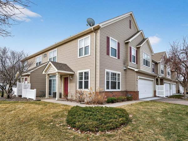 5055 Holly Lane N, Unit 4, Plymouth, MN 55446