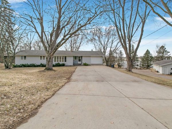 936 5th Street S, Sauk Rapids, MN 56379