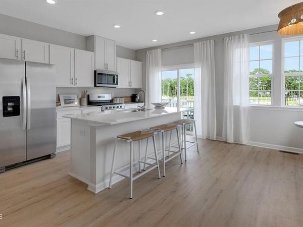 25 BAYBREEZE DRIVE, WARETOWN, NJ 08758