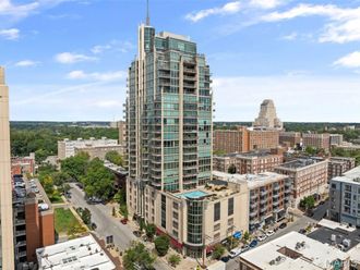 4909 Laclede Avenue Saint Louis, MO 63108
