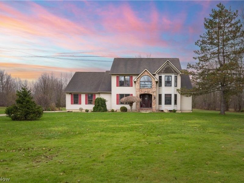 44565 Stang Road, Elyria, OH 44035 Photo 1