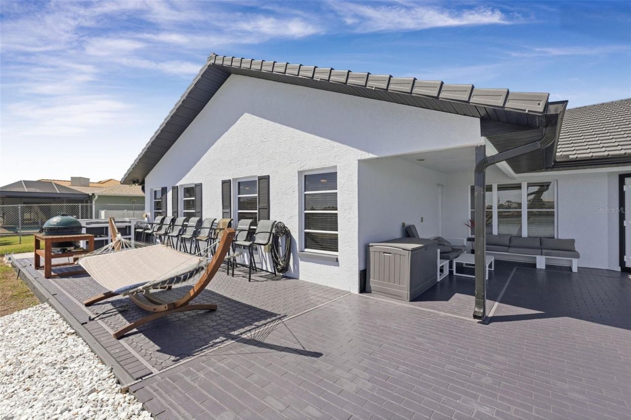 29 SE 10th Avenue, Cape Coral, FL 33990 Photo