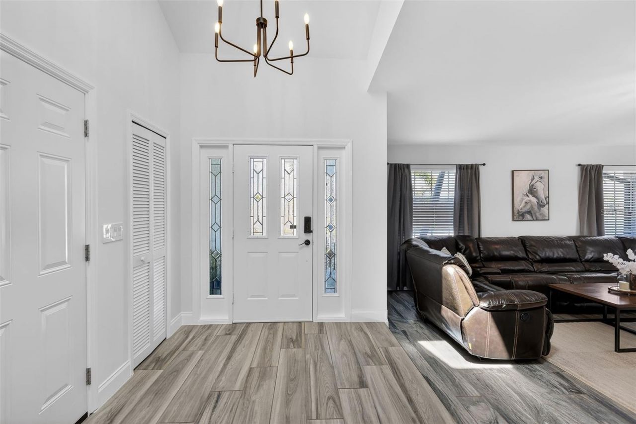 29 SE 10th Avenue, Cape Coral, FL 33990 Photo