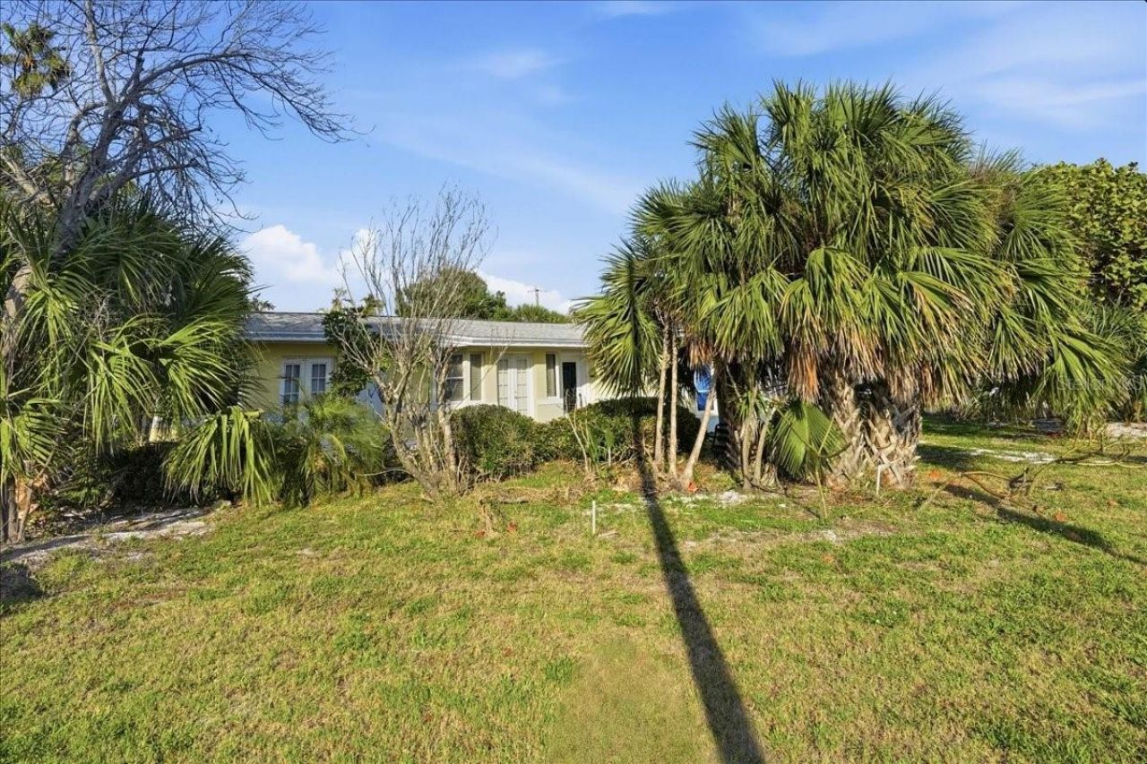 16007 Gulf Boulevard, Redington Beach, FL 33708 Photo