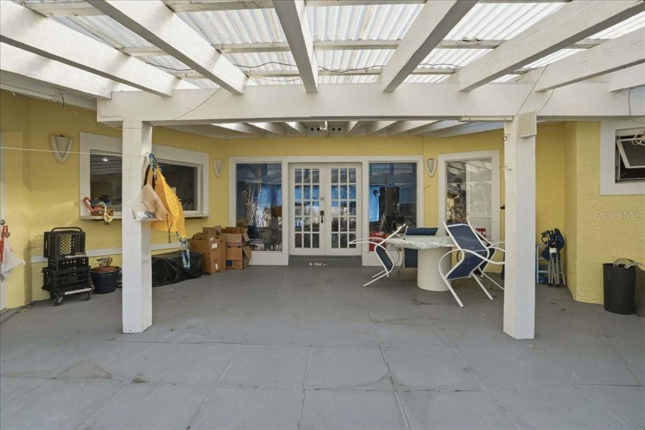 16007 Gulf Boulevard, Redington Beach, FL 33708 Photo