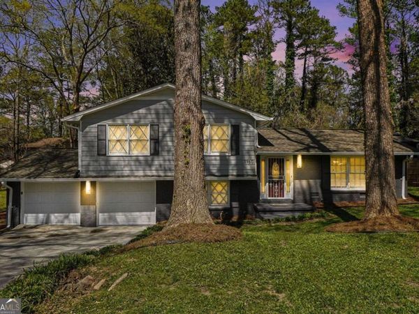 3960 Wedgefield Circle, Decatur, GA 30035