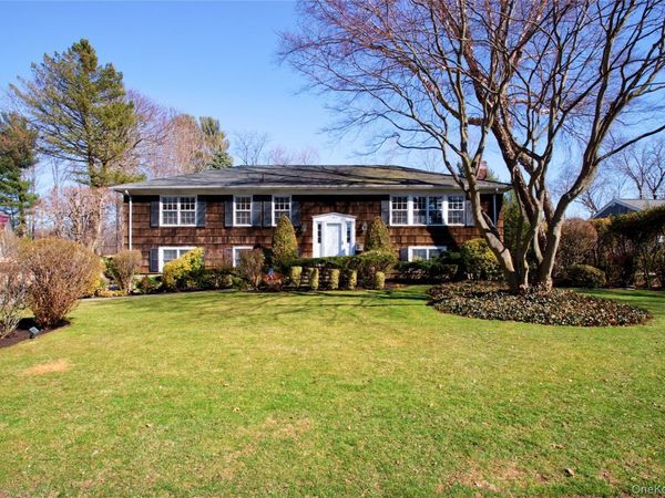 189 Rockaway Avenue, Garden City, NY 11530