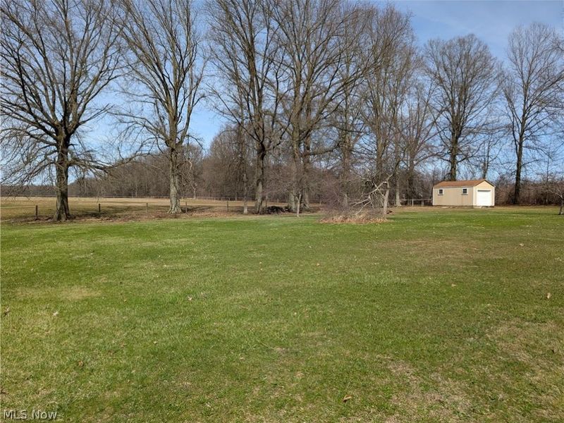 14086 Ellsworth Road, Berlin Center, OH 44401 Photo 12