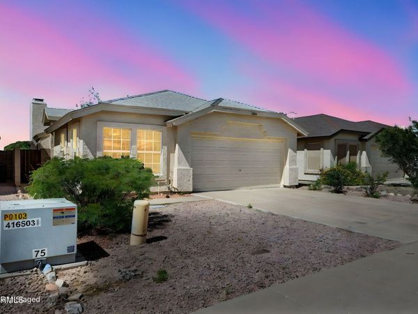 2642 N SERICIN Circle, Mesa, AZ 85215