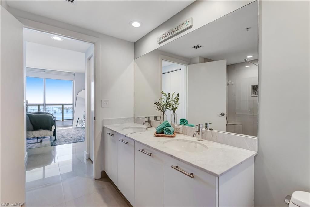 3000 Oasis Grand Blvd, Unit 2502, Fort Myers, FL 33916 Photo