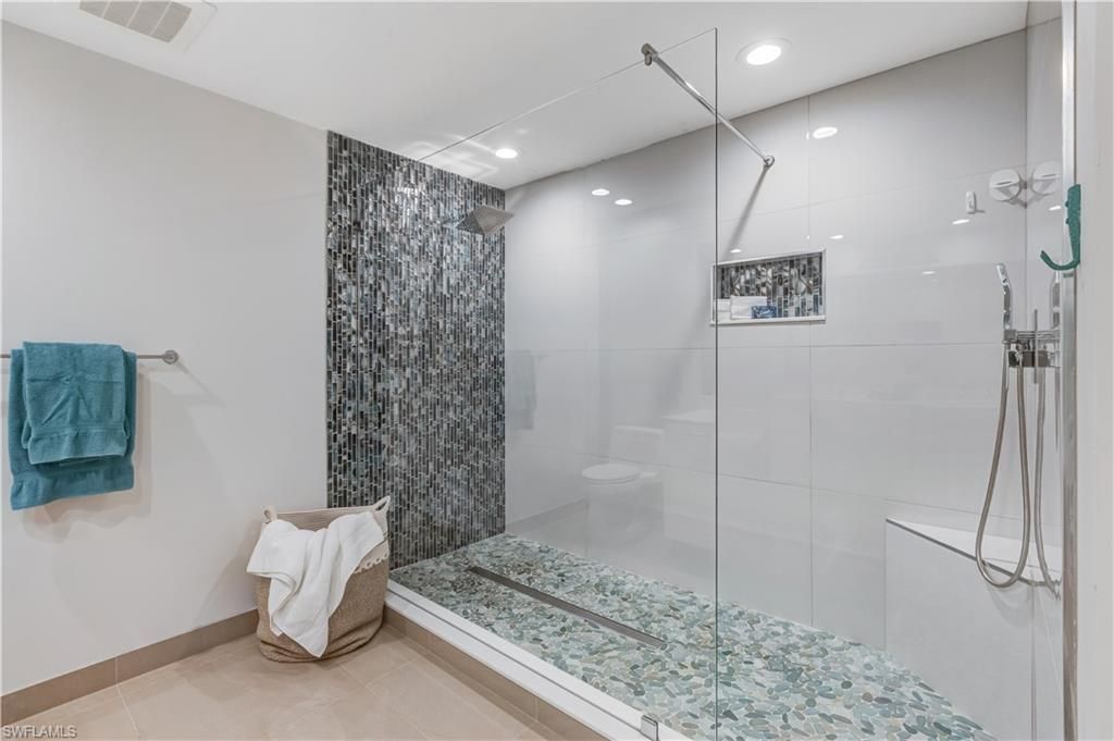 3000 Oasis Grand Blvd, Unit 2502, Fort Myers, FL 33916 Photo