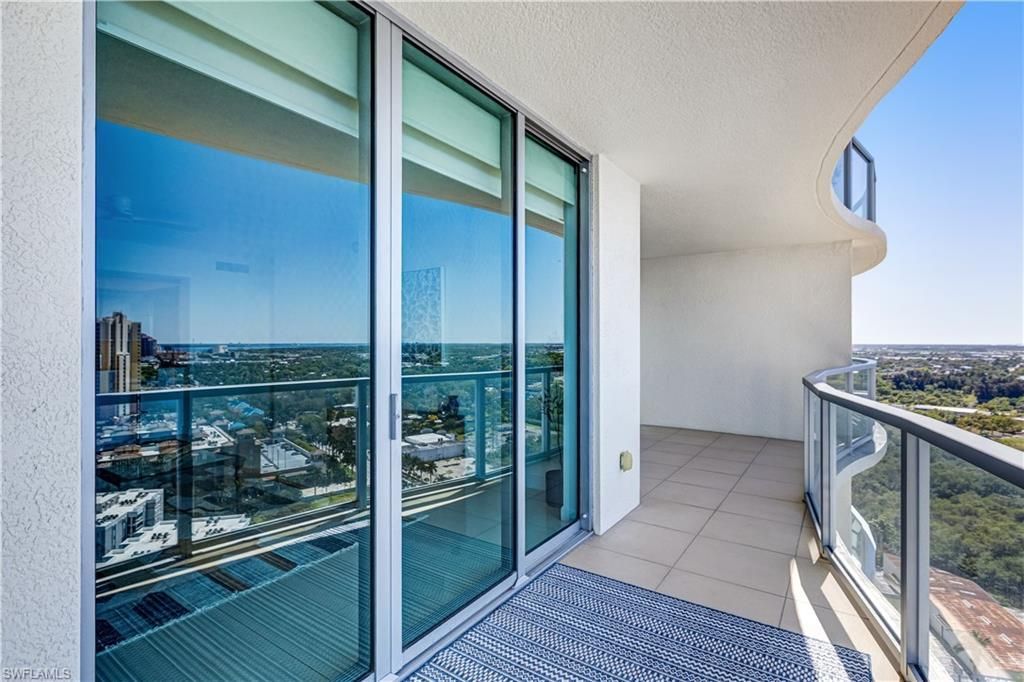 3000 Oasis Grand Blvd, Unit 2502, Fort Myers, FL 33916 Photo