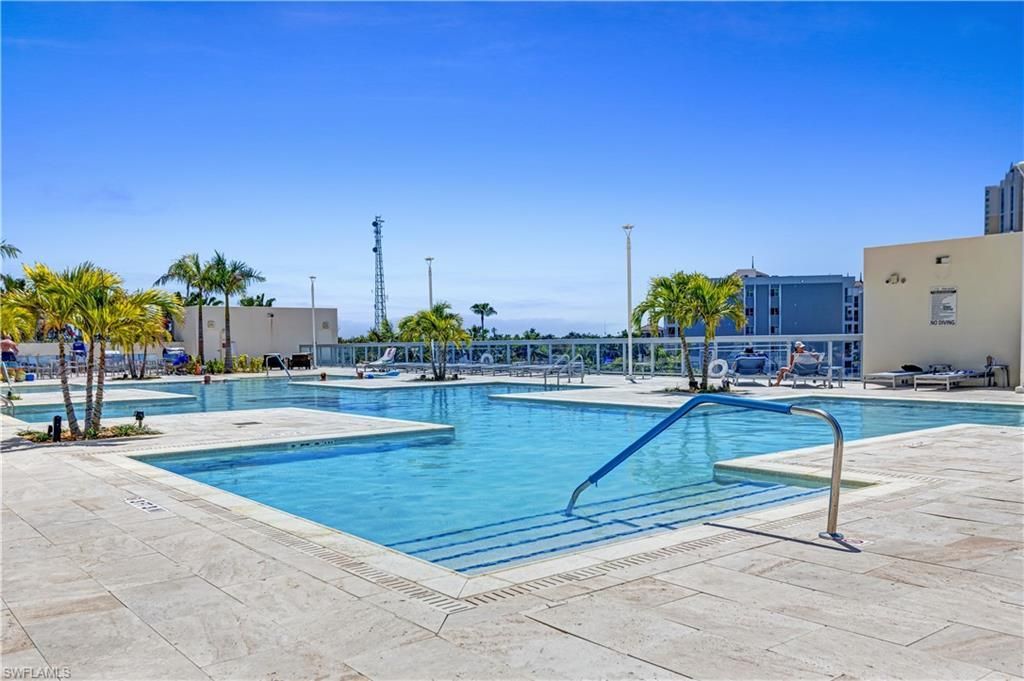 3000 Oasis Grand Blvd, Unit 2502, Fort Myers, FL 33916 Photo