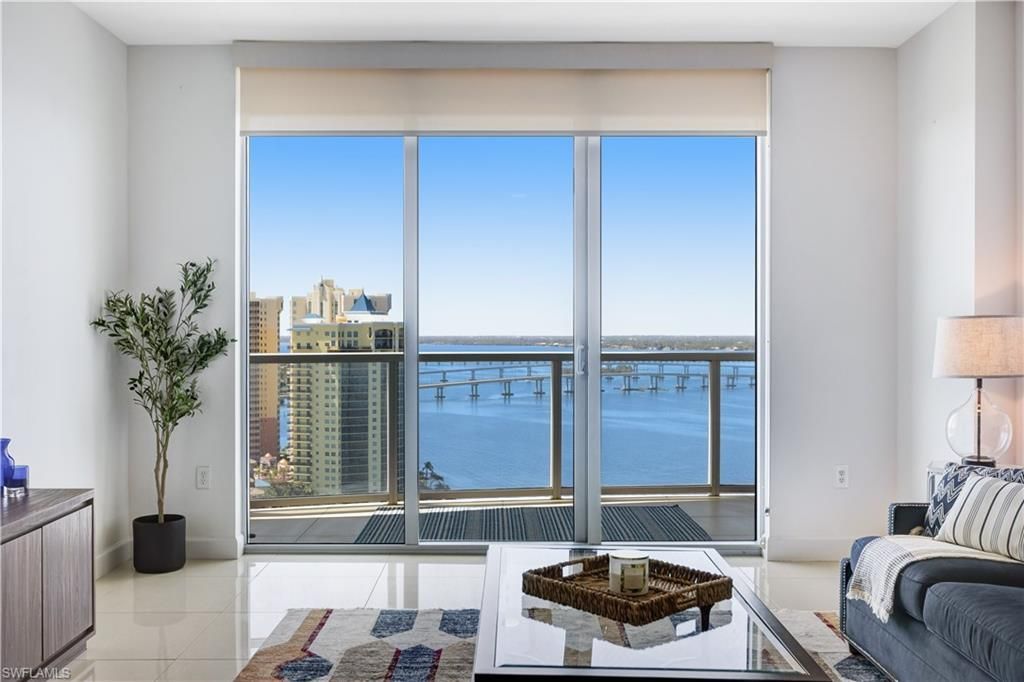 3000 Oasis Grand Blvd, Unit 2502, Fort Myers, FL 33916 Photo