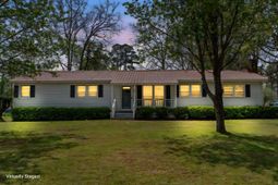1623 Sherwood Dr. photo 4