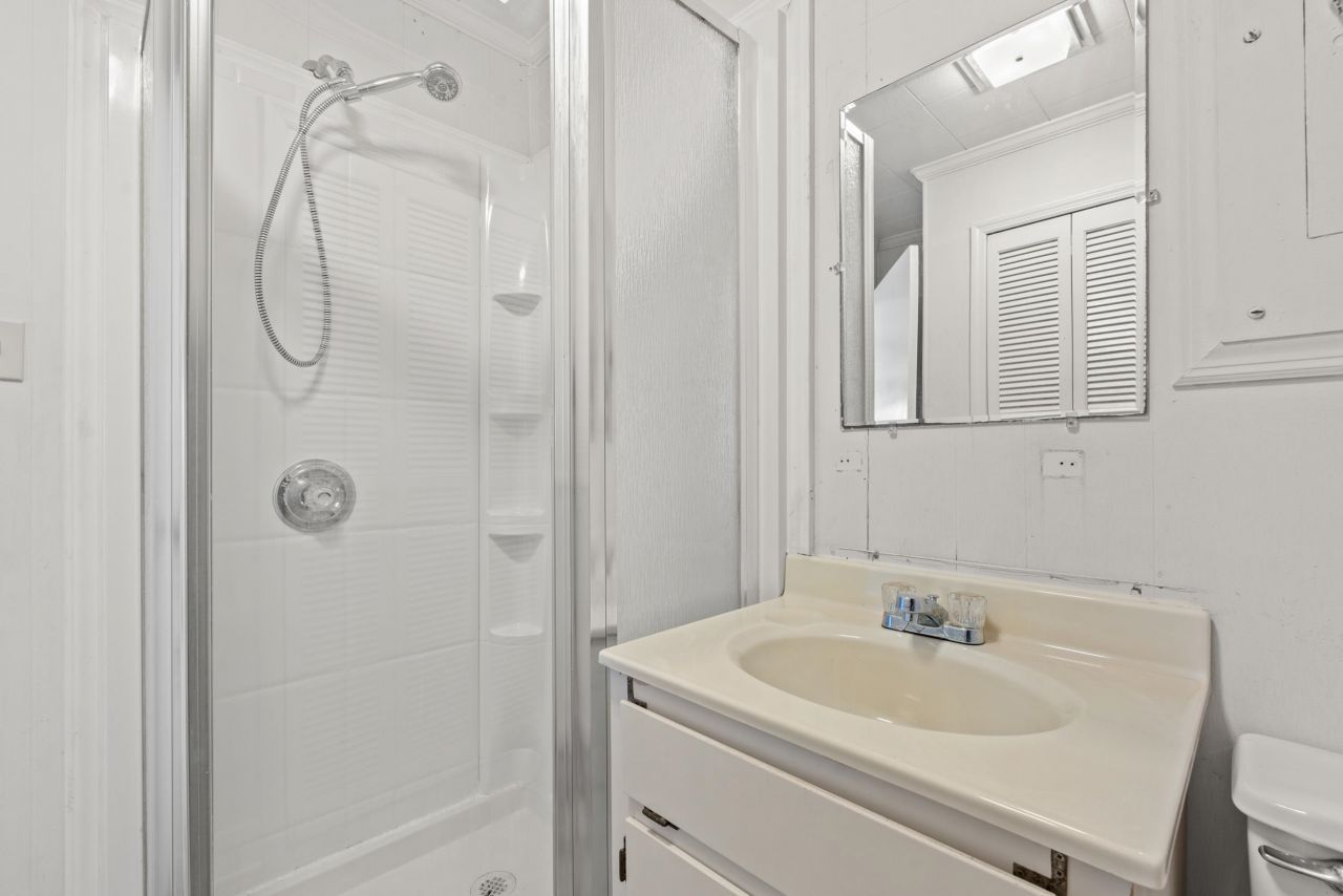 1623 Sherwood Dr. Photo 36