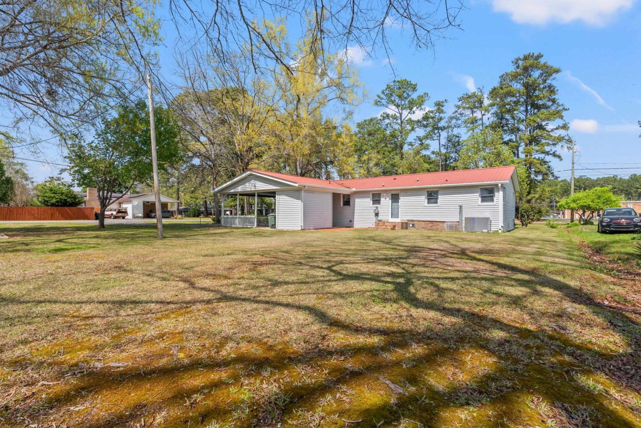 1623 Sherwood Dr. Photo 44