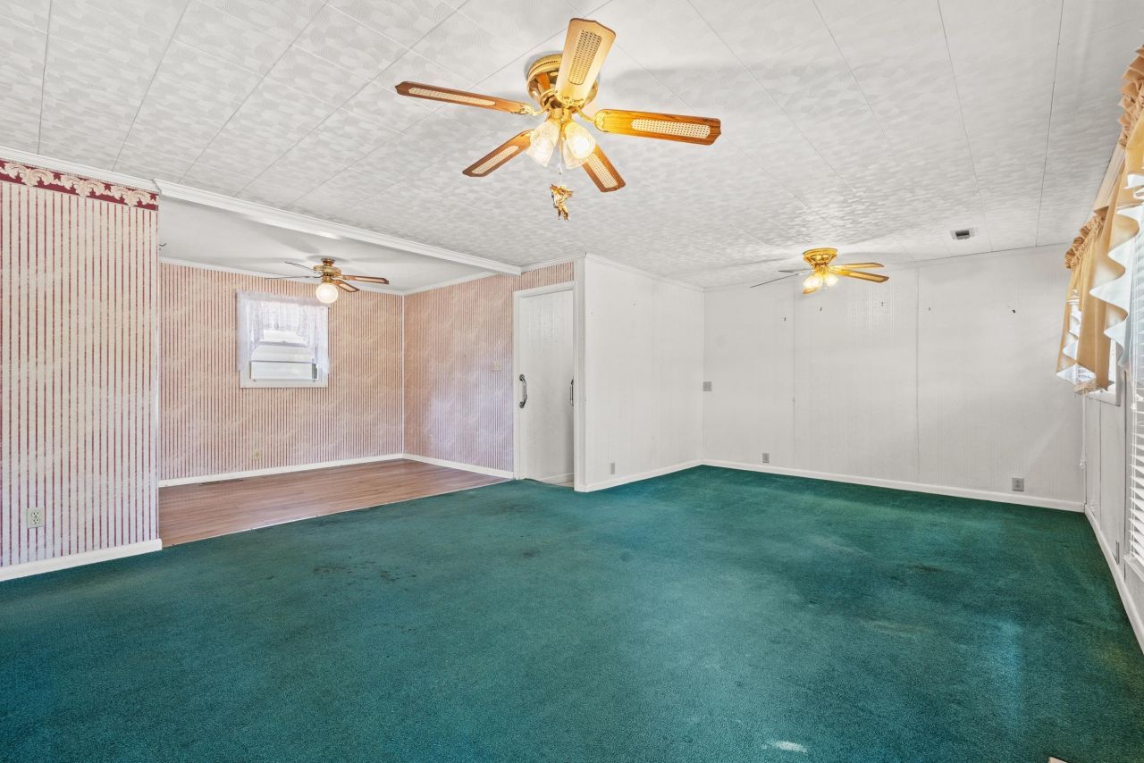 1623 Sherwood Dr. Photo 6