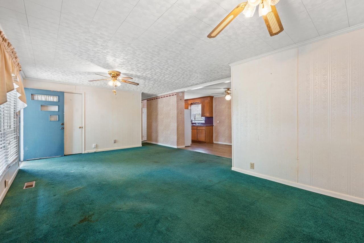 1623 Sherwood Dr. Photo 7