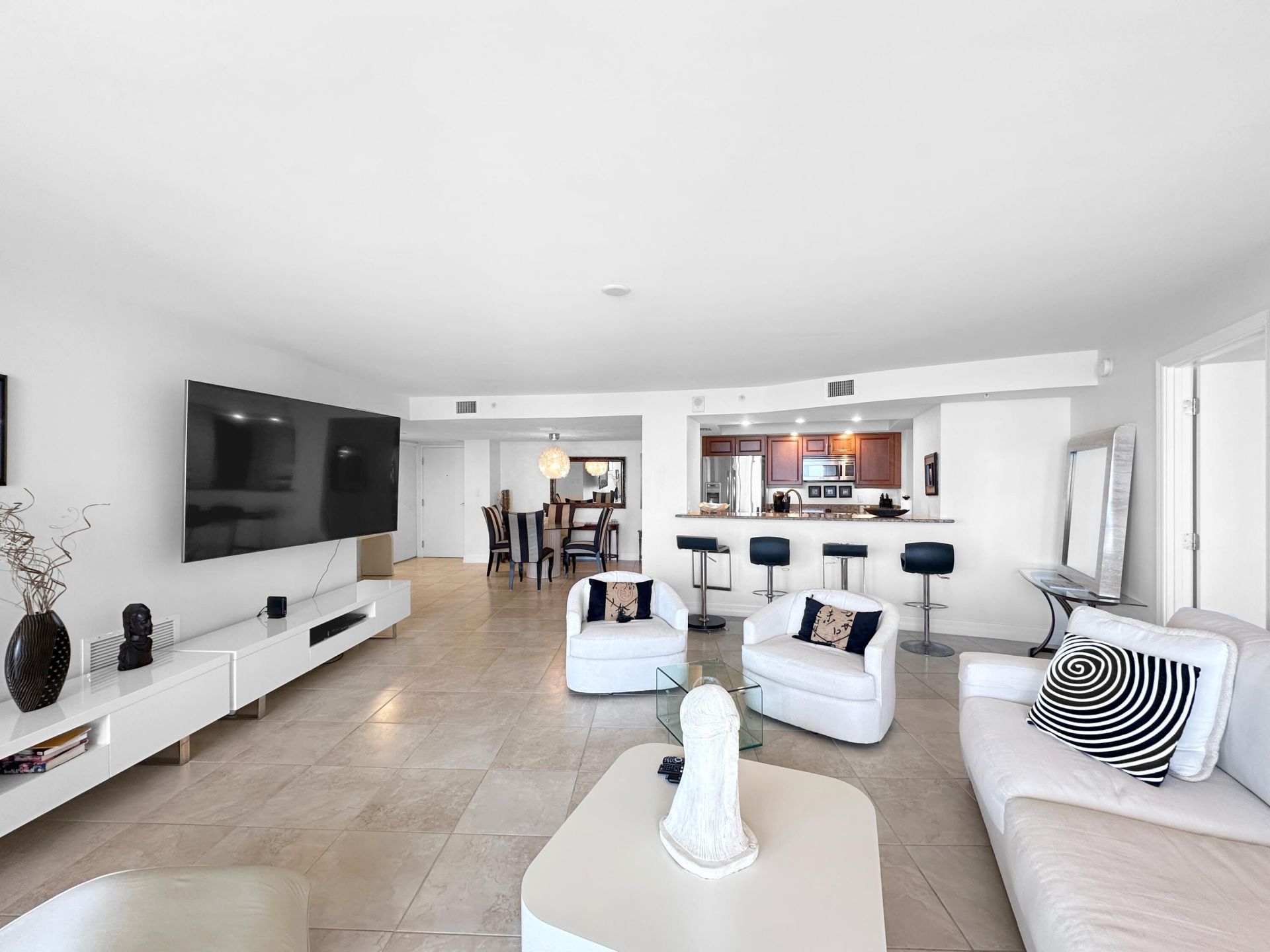 3000 N Ocean Drive, Unit 5e, Singer Island, FL 33404 Photo