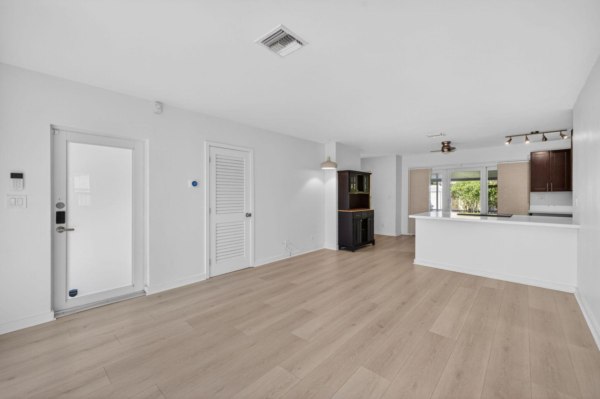 1029 NE 9th Avenue, Fort Lauderdale, FL 33304 Photo