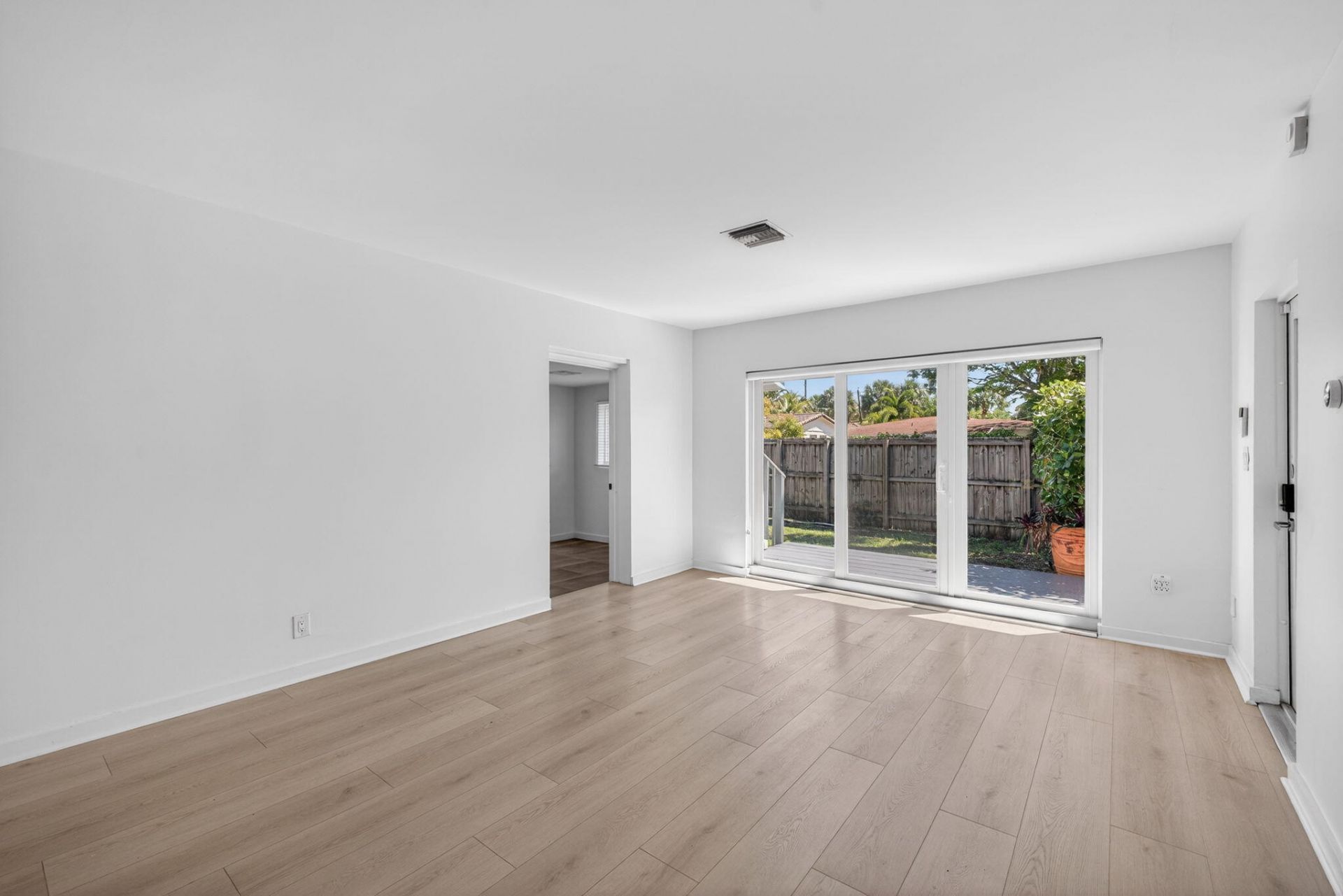 1029 NE 9th Avenue, Fort Lauderdale, FL 33304 Photo