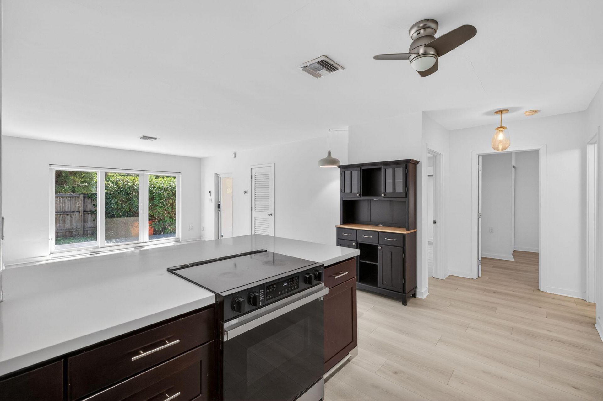 1029 NE 9th Avenue, Fort Lauderdale, FL 33304 Photo