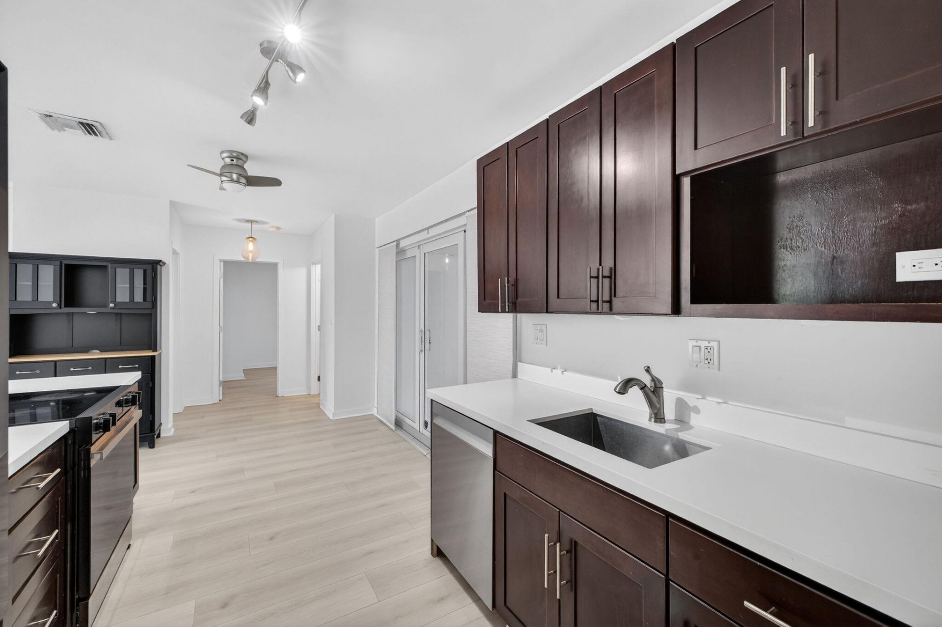 1029 NE 9th Avenue, Fort Lauderdale, FL 33304 Photo