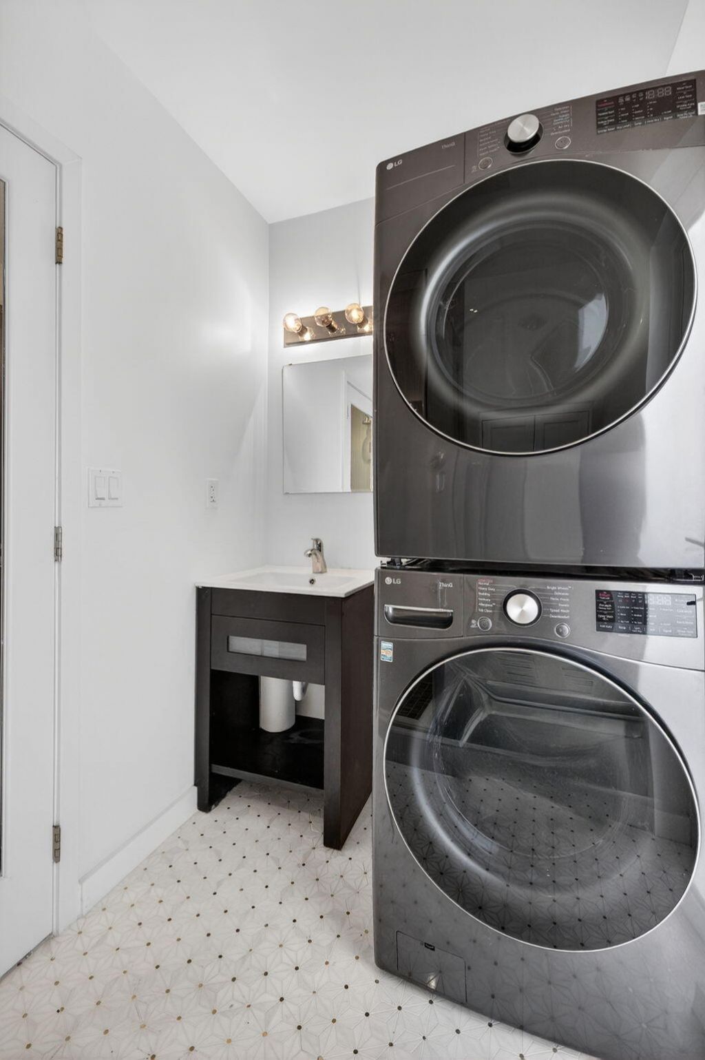 1029 NE 9th Avenue, Fort Lauderdale, FL 33304 Photo