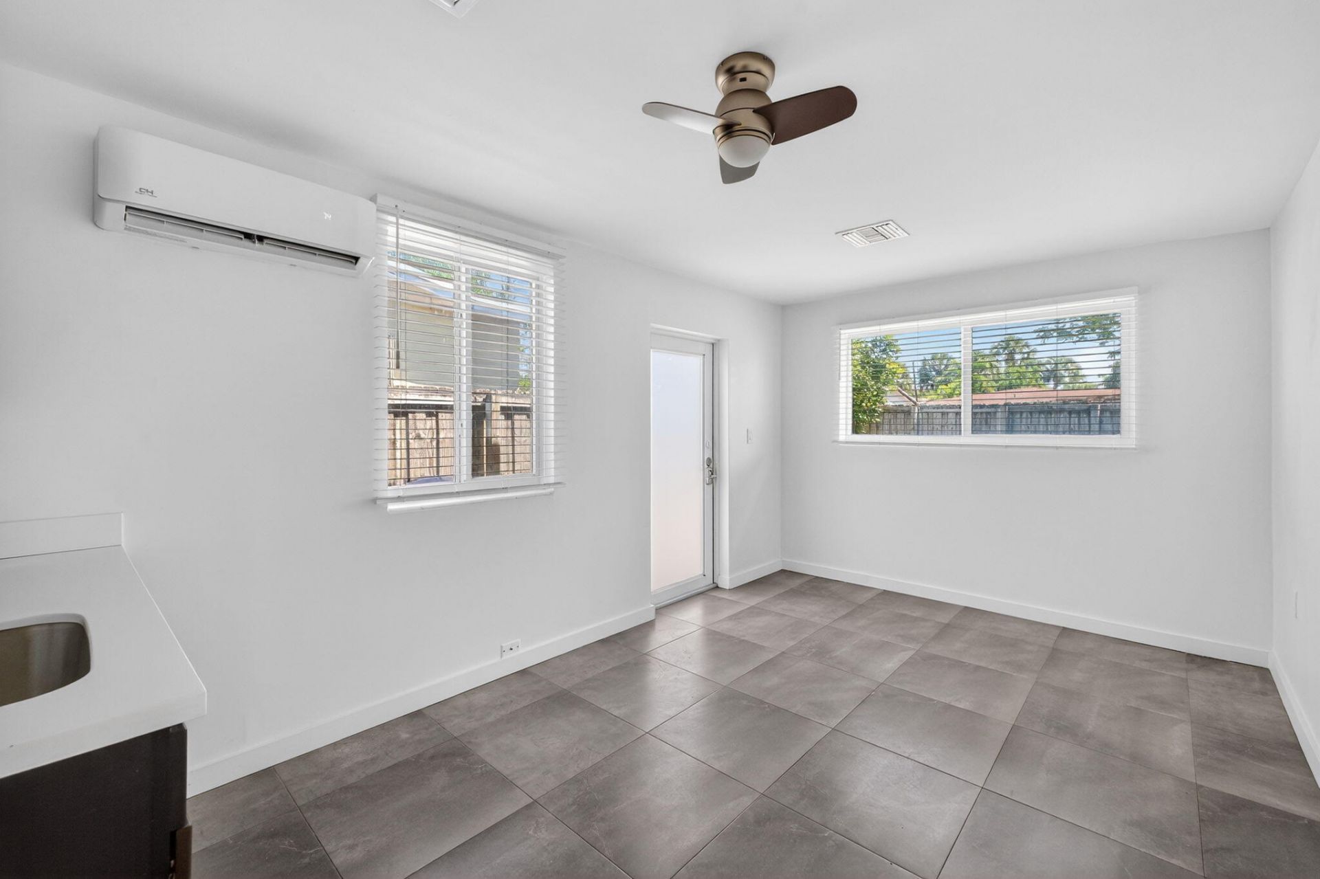 1029 NE 9th Avenue, Fort Lauderdale, FL 33304 Photo