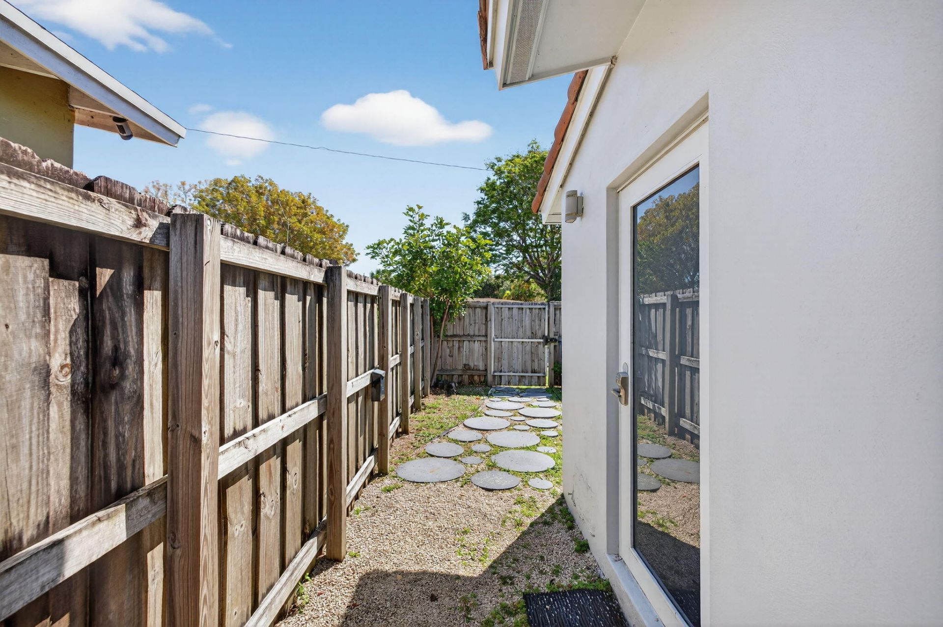 1029 NE 9th Avenue, Fort Lauderdale, FL 33304 Photo