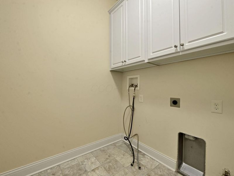 8165 Summitpoint Place , Lewis Center, OH 43035 Photo 18