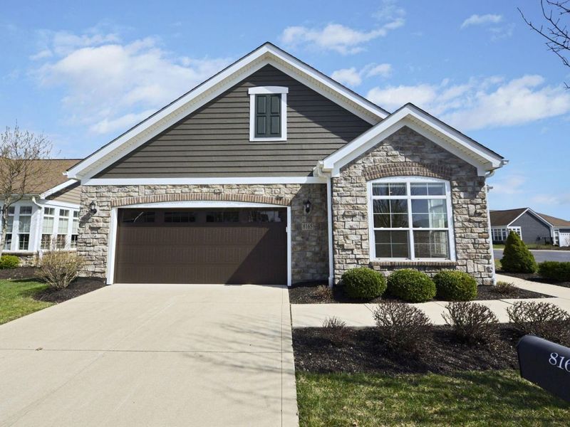 8165 Summitpoint Place , Lewis Center, OH 43035 Photo 2