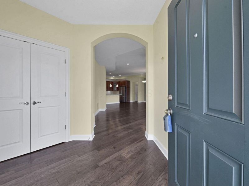 8165 Summitpoint Place , Lewis Center, OH 43035 Photo 6