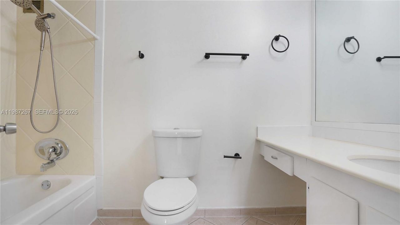 6770 Indian Creek Dr , Unit 14E, Miami Beach, FL 33141 Photo