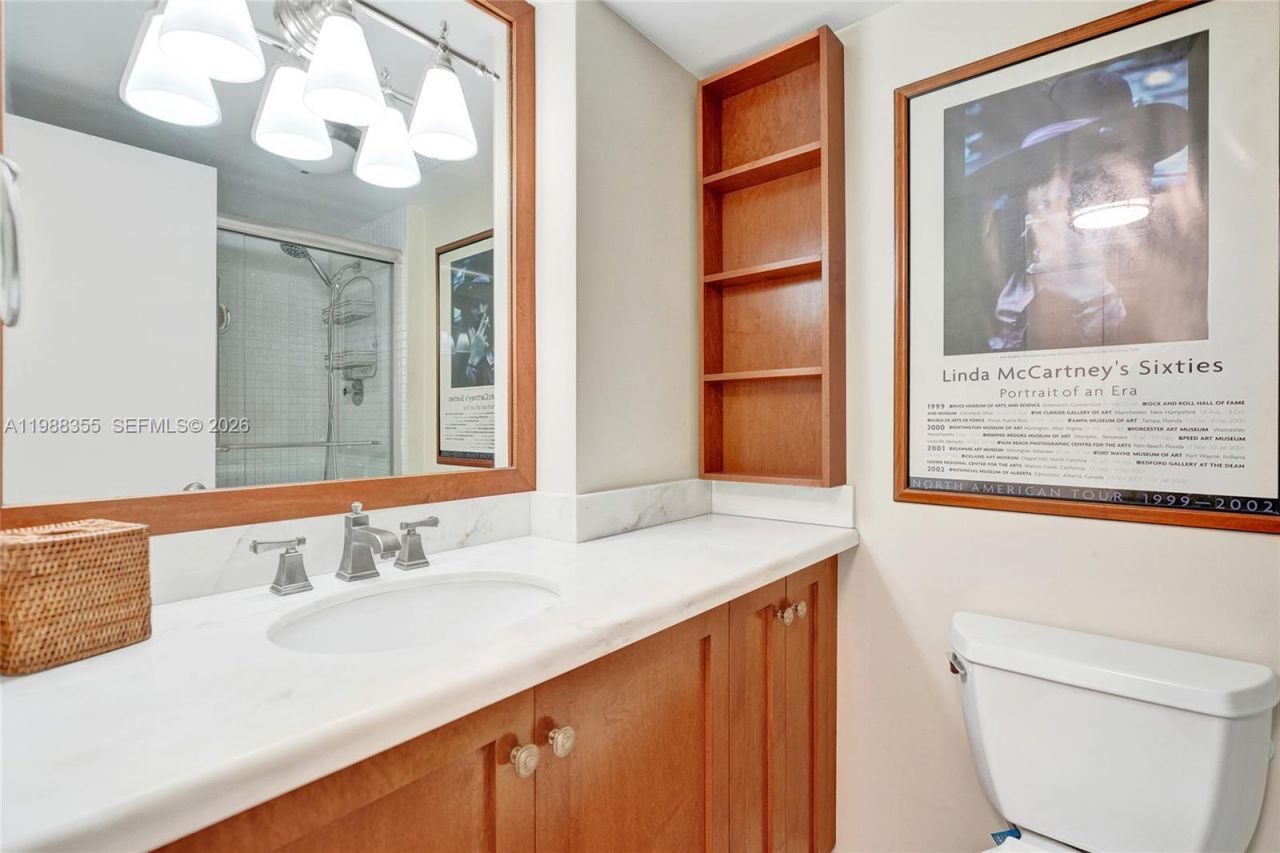 4001 Hillcrest Dr , Unit 817, Hollywood, FL 33021 Photo