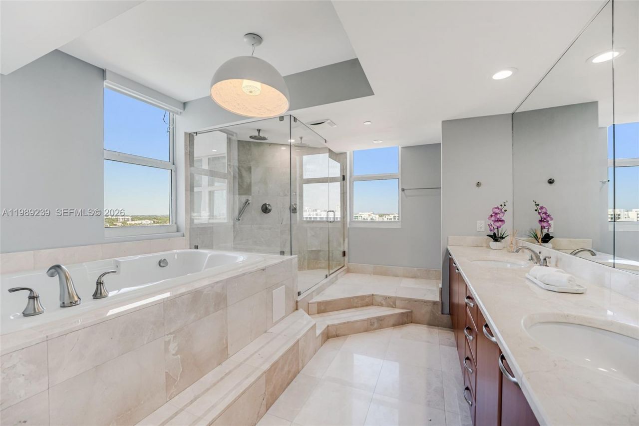 3301 NE 183rd St , Unit 1601, Aventura, FL 33160 Photo