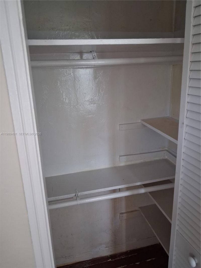 1043 NE 114th St, Biscayne Park, FL 33161 Photo