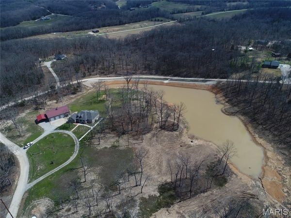 910 Oak Pass Lane, Sullivan, MO 63080