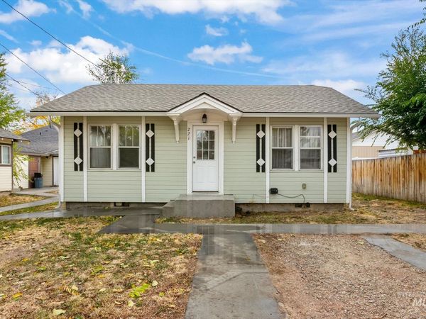 219 24th Ave S., Nampa, ID 83651